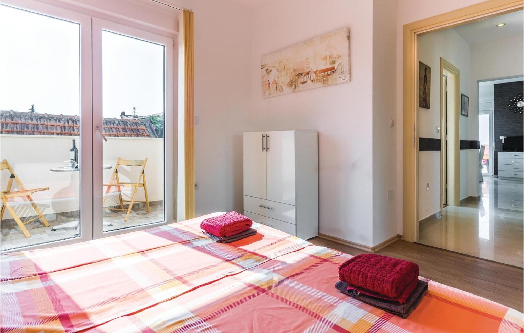 Stunning Apartment In Fazana With House Sea View Dış mekan fotoğraf