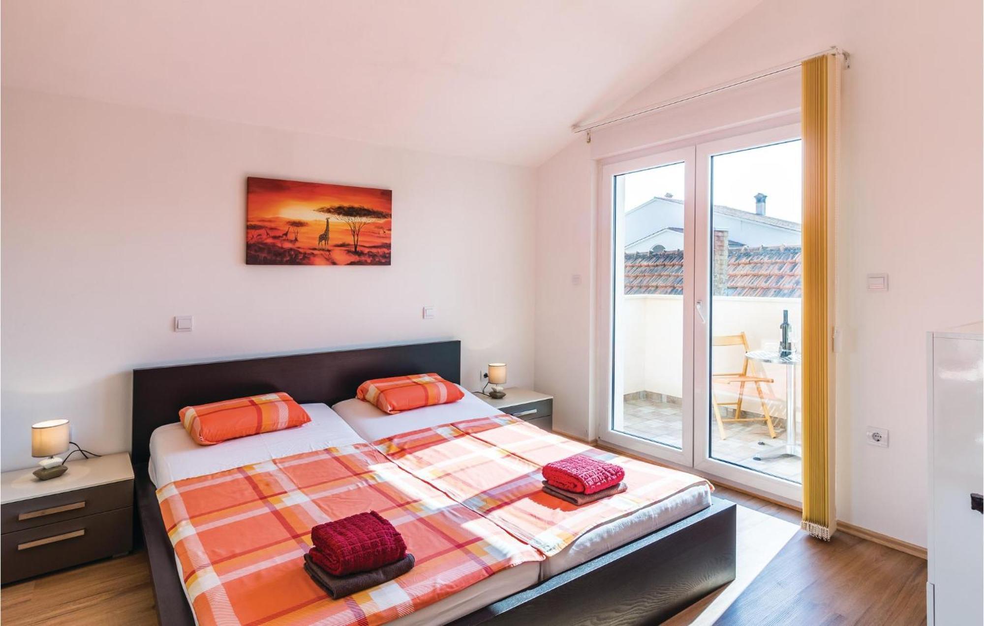 Stunning Apartment In Fazana With House Sea View Dış mekan fotoğraf